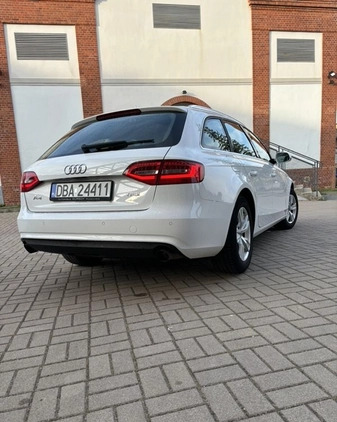 Audi A4 cena 38499 przebieg: 245000, rok produkcji 2013 z Wałbrzych małe 211
